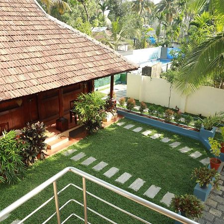 Cherai Beach Palace Экстерьер фото