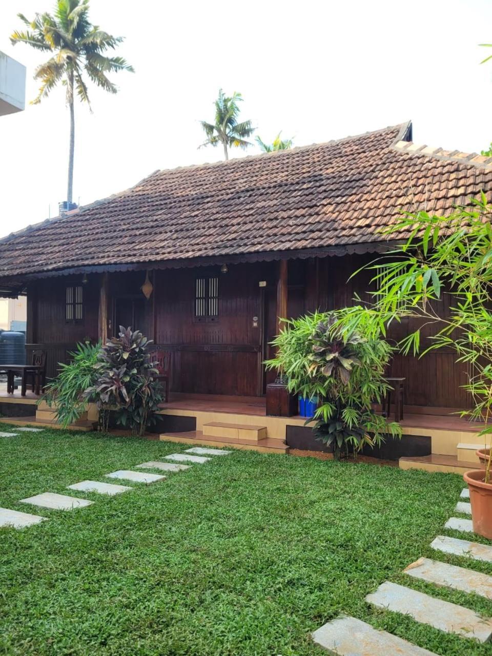 Cherai Beach Palace Экстерьер фото